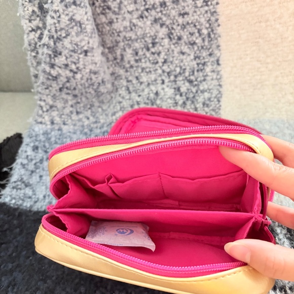 Super Mario Bros - Travel Pouch, Make Up Bag - Picture 3 of 8